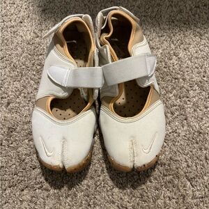 Limited Nike Tabi White